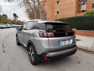 Peugeot 3008 Hybrid 4WD 300 e-EAT8 Allure