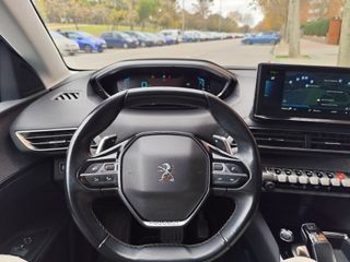 Peugeot 3008 Hybrid 4WD 300 e-EAT8 Allure