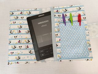 Portadocumentos Mickey Mouse y Patos