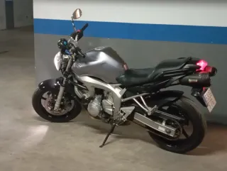 Yamaha FZ6