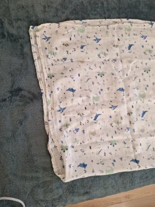 Muselina y manoplas bebé rayas