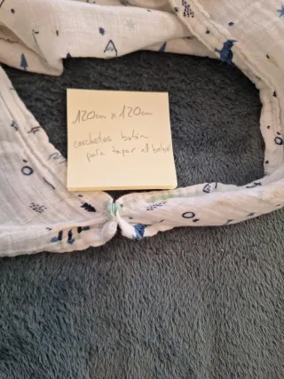 Muselina y manoplas bebé rayas