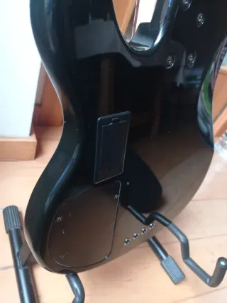 Bajo Eléctrico Ibanez ATK Series