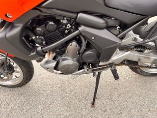 Kawasaki 650 super cuidada.