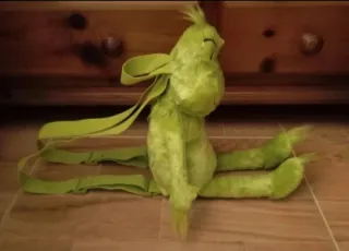 Mochila peluche Grinch (2 en 1) Exclusiva! (NUEVA)