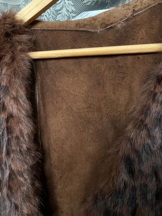 Chaleco vintage pelo animal print marrón