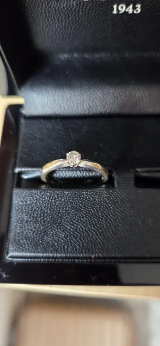 Anillo Solitario Diamante Aristocrazy Oro blanco