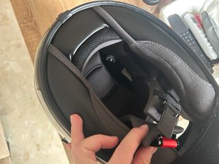 Casco Moto Negro con Flores Rosas