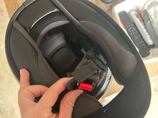 Casco Moto Negro con Flores Rosas