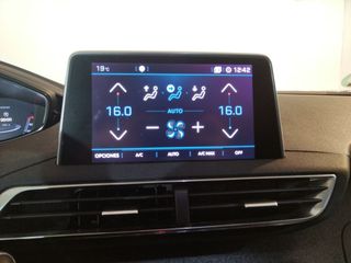 Peugeot 3008 1.2 PureTech 130 Allure