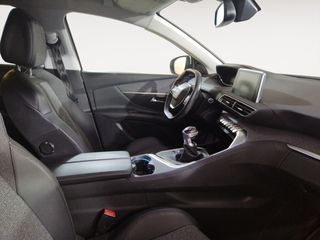 Peugeot 3008 1.2 PureTech 130 Allure