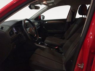 Volkswagen T-Roc Advance