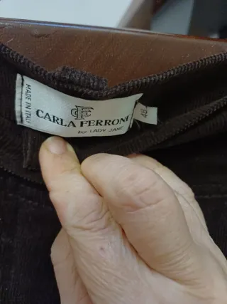 Pantaloni in velluto marrone