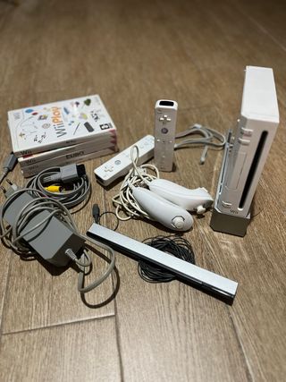 Consola Nintendo Wii Blanca + Accesorios y juegos
