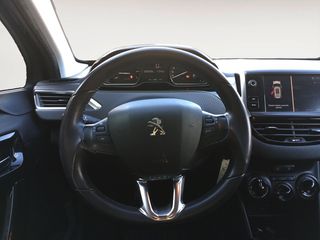 Peugeot 2008 Signature