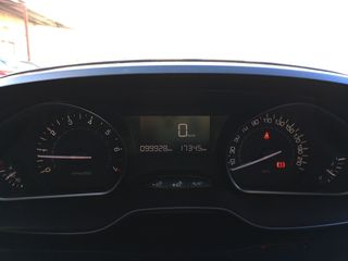 Peugeot 2008 Signature