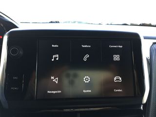 Peugeot 2008 Signature