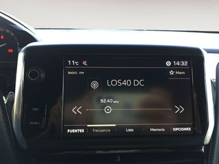 Peugeot 2008 Signature