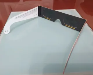 Gafas para eclipse solar homologadas