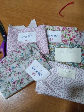 Retales de tela estampada