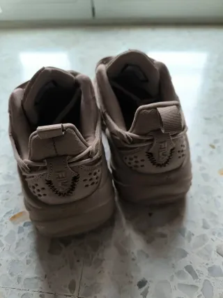 Zapatillas Fila Beige