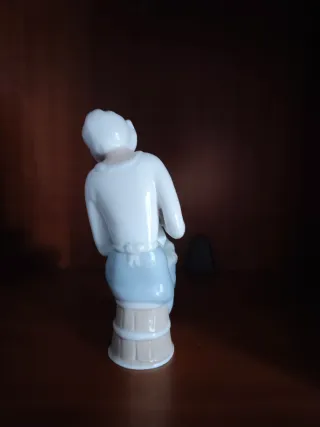 Figura cerámica mujer con bebé