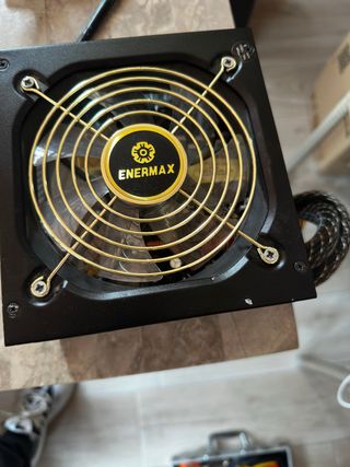 Fuente Alimentación Enermax 500W