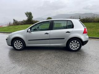 Volkswagen Golf 2004