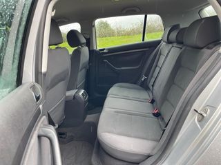 Volkswagen Golf 2004