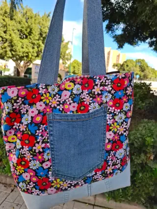Bolso Tote Reversible Frida Kahlo