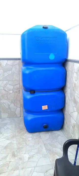 Bidón depósito azul