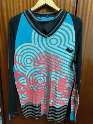 Camiseta Custo Manga Larga talla M/L