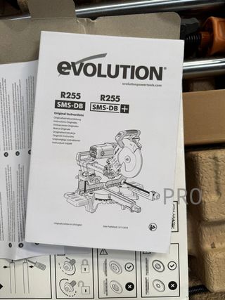 Sierra ingletadora deslizante multimaterial - Evolution