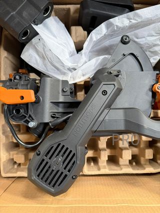 Sierra ingletadora deslizante multimaterial - Evolution