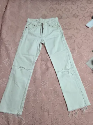 Pantalones vaqueros rotos blancos mujer