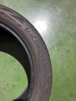 285/40/20 CONTINENTAL