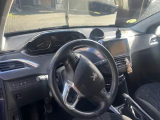 Peugeot 2008 2014