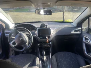 Peugeot 2008 2014