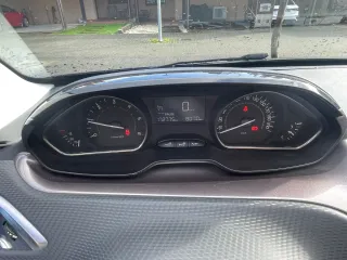 Peugeot 2008 2014
