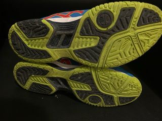 Zapatillas Asics Azul y Rojo pádel Gel