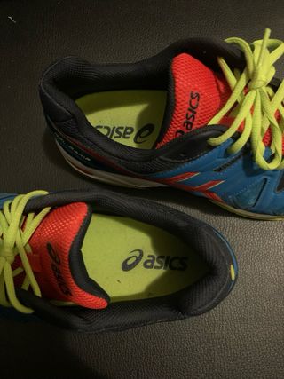 Zapatillas Asics Azul y Rojo pádel Gel