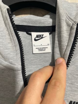 Conjunto Nike Tech Gris