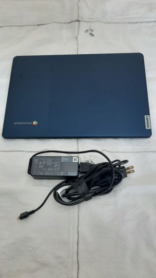 Portátil Lenovo IdeaPad Slim 3 Chromebook 14