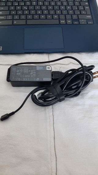 Portátil Lenovo IdeaPad Slim 3 Chromebook 14