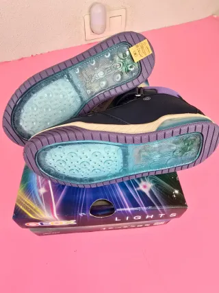 Zapatillas Geox niña luces talla 34