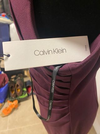 Vestido fiesta cóctel Calvin Klein granate T40