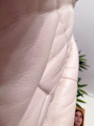 Cazadora efecto piel beige