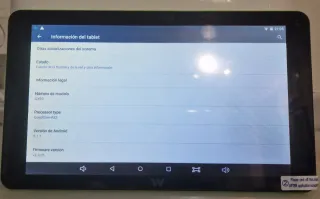 Tablet Woxter QX93 Verde con cargador.