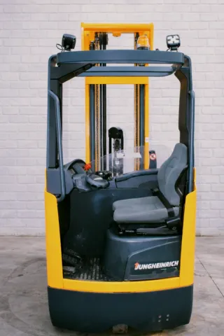 Carretilla Retráctil Jungheinrich OFERTA