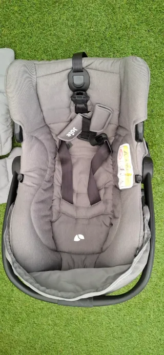 Maxi-Cosi Joie Silla de Coche Gris